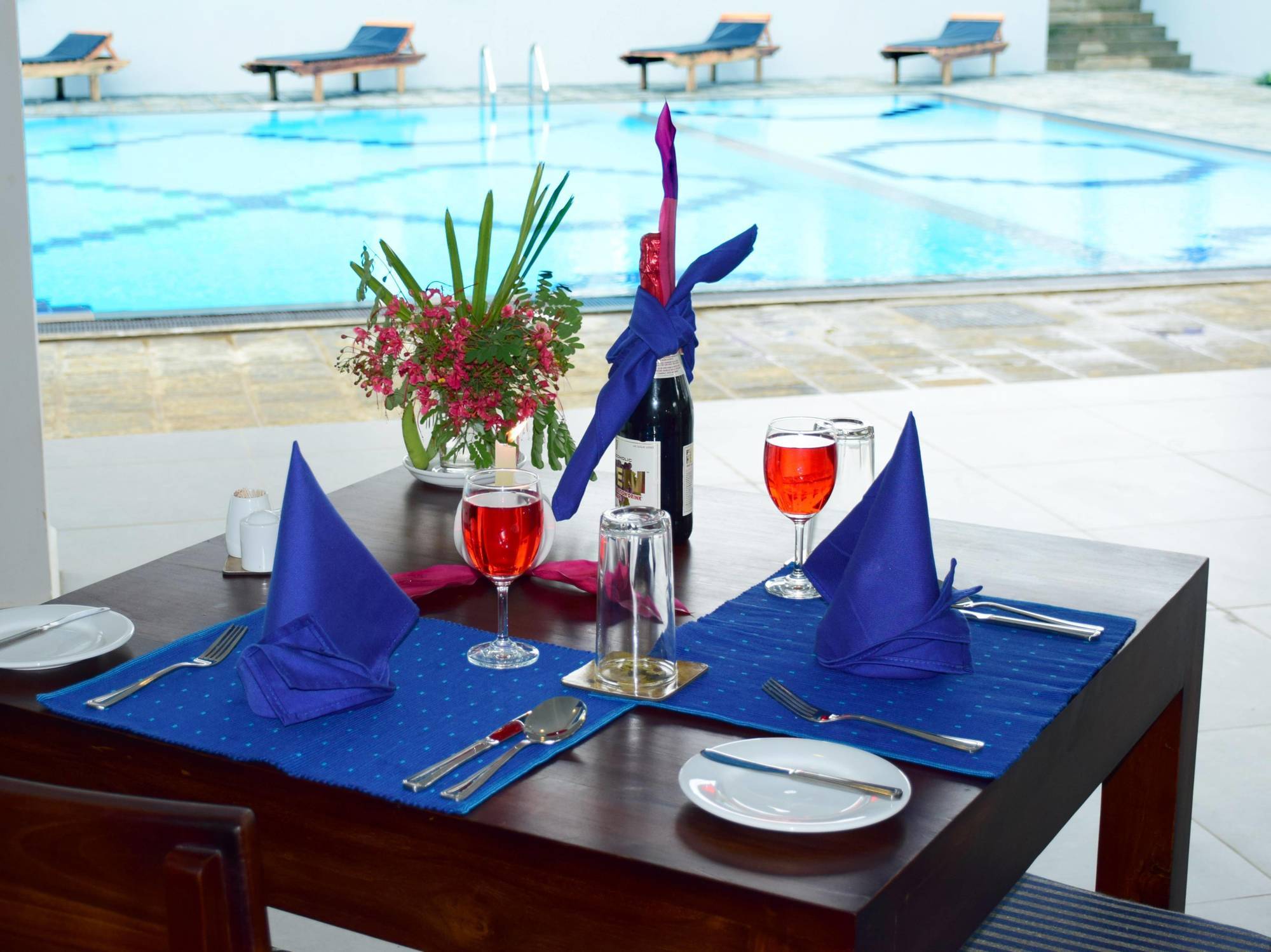 The Blue Wave Hotel Arugam Bay Exterior foto