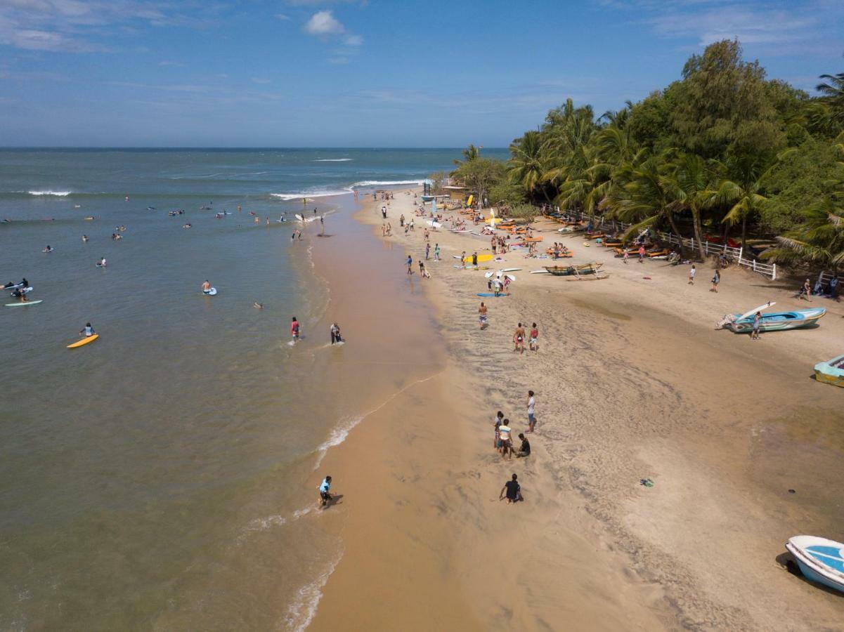 The Blue Wave Hotel Arugam Bay Exterior foto